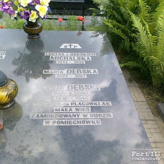 grób symboliczny na cmentarzu parafialnym w Orszymowie