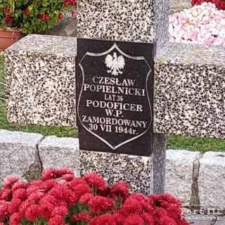 Grób symboliczny Czesława Popielnickiego na w cmentarzu Ciechanowie