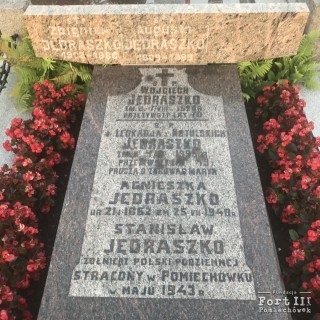 Grób Stansława Jędraszko na cmentarzu w Nasielsku (nr ewid. G-09-16)