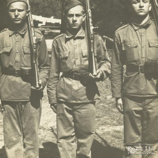 Kazimierz Piasecki (z prawej strony)